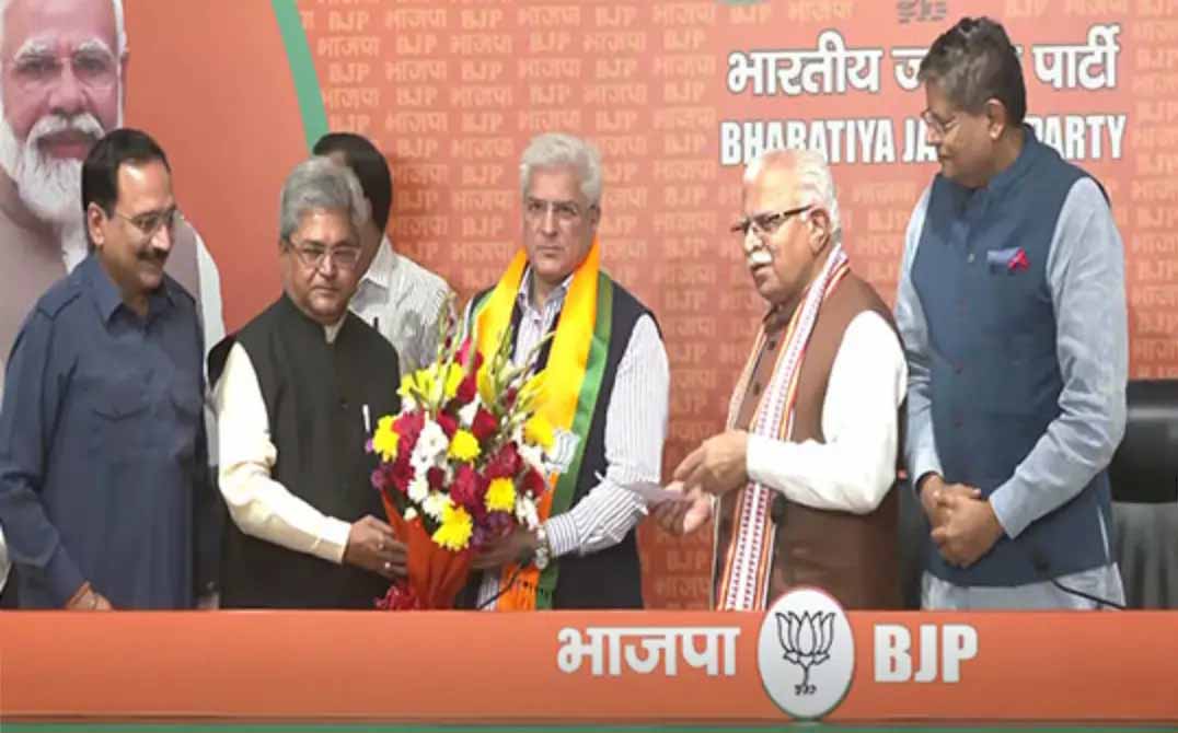 Kailash Gahlot Joined BJP