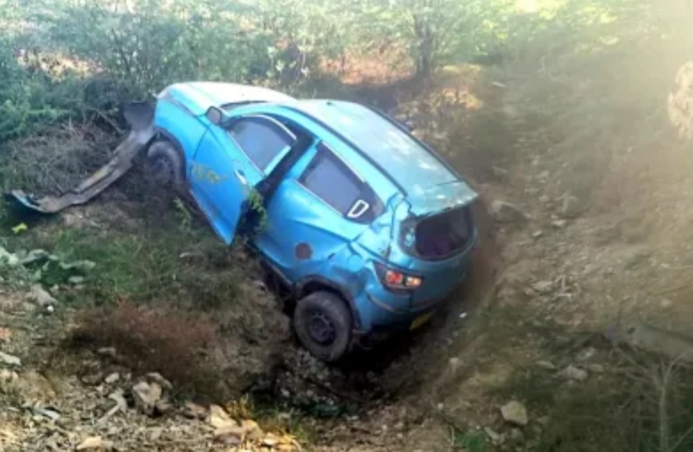 दादी सास के अंतिम संस्कार में शामिल होने आ रहे दामाद की कार पलटने से मौत